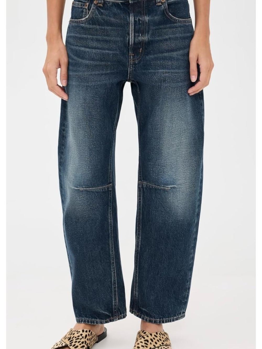 Madewell Darted Barrel-Leg; Dark Blue Cropped Jeans